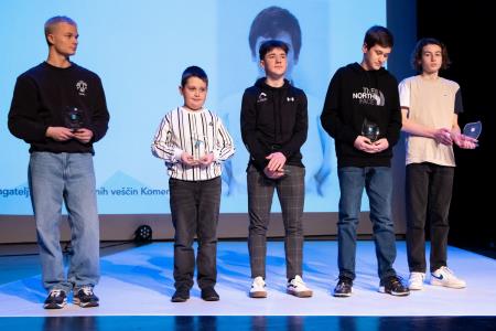 Na mladih šport stoji. Naj športnika Kamnika za leto 2022 Lovro Planko in Tjaša Vrtačič ter ekipa odbojkaric Calcit volleya (20)